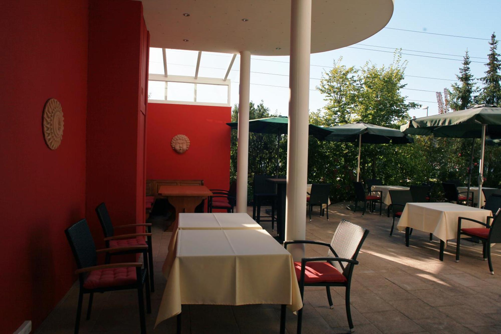 Kirchers Park & Wellnesshotel Kaiserstuhl Garni Endingen am Kaiserstuhl Buitenkant foto